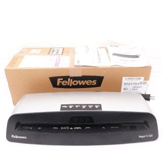 フェローズ(PHERROW'S)のFELLOWES フェローズ　ラミネーターVEGA3　シルバー(その他)