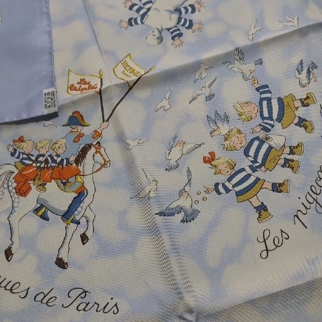 正規店仕入れの エルメス シルクスカーフ いたずら三つ子 カレ90