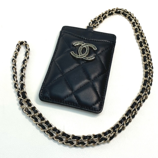 日本未入荷 CHANEL - シャネル CHANEL マトラッセ CC ココマーク