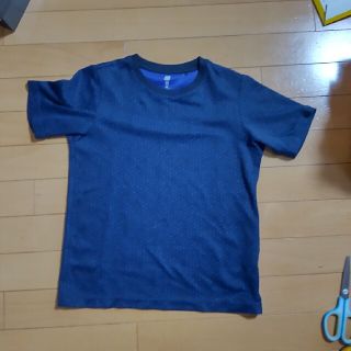 ユニクロ(UNIQLO)のスポーツTシャツ(その他)