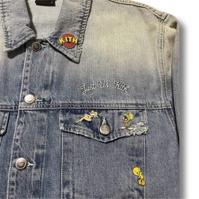 Kith × Looney Tunes Gジャン　デニム専用 メンズのジャケット/アウター(Gジャン/デニムジャケット)の商品写真