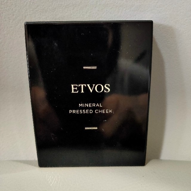 ETVOS(エトヴォス)のETVOS ミネラルプレストチーク ヌードベージュ コスメ/美容のベースメイク/化粧品(チーク)の商品写真
