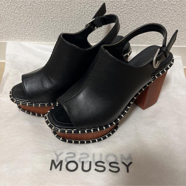 靴/シューズMOUSSY ウッドソールサボサンダル