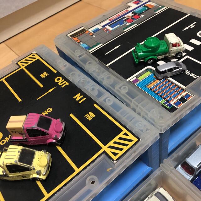 TOMMY - トミカ まとめ売り 立体駐車場付き TAKARATOMYの通販 by TOMMY - トミカ まとめ売り 立体駐車場付き TAKARATOMYの通販 by