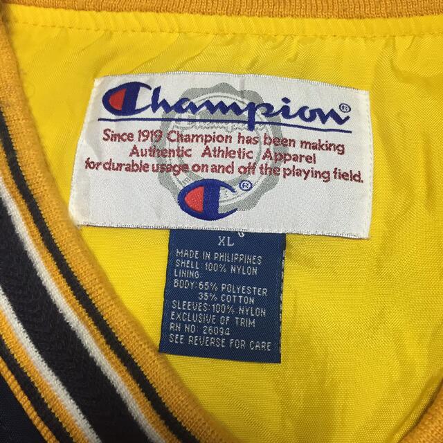 爆買い低価 Champion - チャンピオン 大学ロゴ ナイロンプルオーバー ネイビー XL ウィスコンシン大の通販 by トモ's shop|チャンピオンならラクマ 低価新品