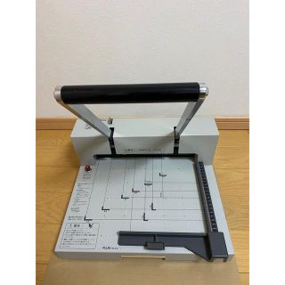 プラス(PLUS)の裁断機 PLUS PK-513(はさみ/カッター)