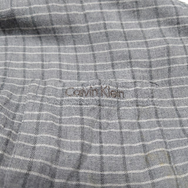 ck Calvin Klein(シーケーカルバンクライン)のカルバンクライン　ガウンコート　グレー　チェック メンズのジャケット/アウター(その他)の商品写真