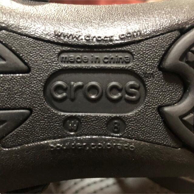 crocs(クロックス)のmo2様専用　クロックス　黒　アリスワーク レディースの靴/シューズ(その他)の商品写真