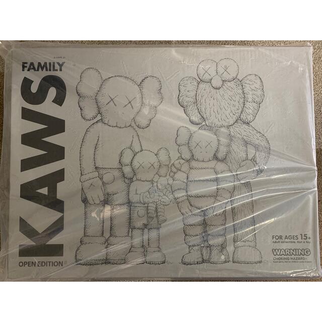 KAWS FAMILY GREY/PINK/FLUORO PINK カウンターアニバーサリー