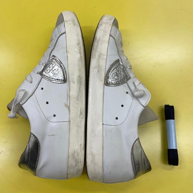 PHILIPPE MODEL(フィリップモデル)のフィリップモデルPHILIPPE MODEL スニーカー41.皮革 メンズの靴/シューズ(スニーカー)の商品写真