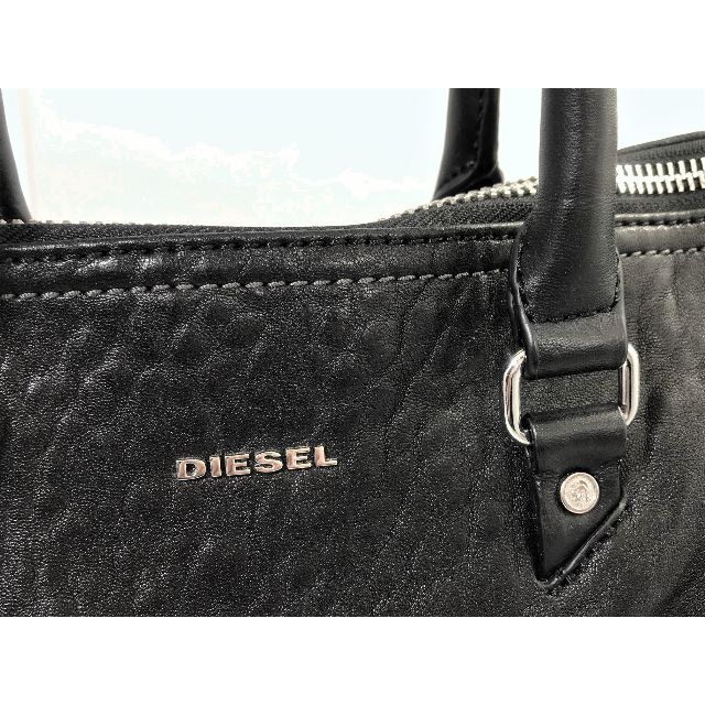 DIESEL(ディーゼル)の専用品　DIESEL 2way レザーハンドバック ボストンバッグ　ブラック レディースのバッグ(ハンドバッグ)の商品写真