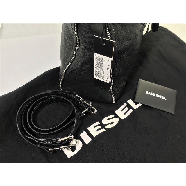 DIESEL(ディーゼル)の専用品　DIESEL 2way レザーハンドバック ボストンバッグ　ブラック レディースのバッグ(ハンドバッグ)の商品写真