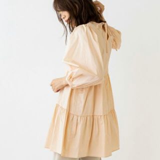 sono 21AW　ブラウン バックリボン パフィロングチュニックブラウス