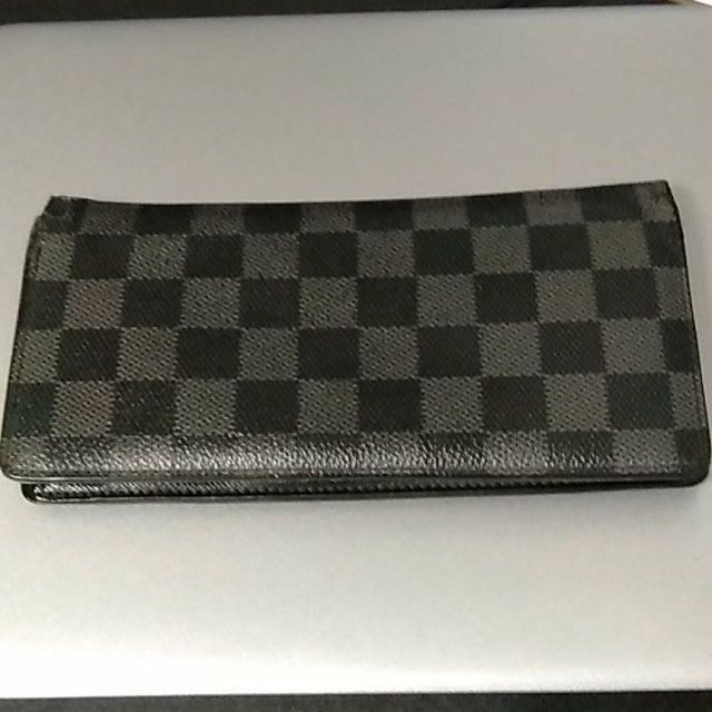 LOUIS VUITTON(ルイヴィトン)のルイヴィトン 長財布 2つ折り 黒 ダミエ グラフィット レディースのファッション小物(財布)の商品写真