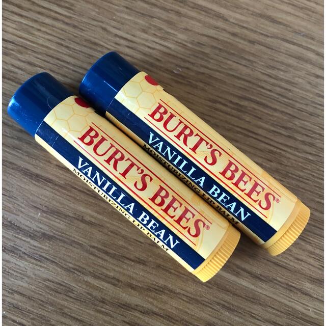 BURT'S BEES(バーツビーズ)のバーツビーズ　リップバーム　2本　バニラビーン コスメ/美容のスキンケア/基礎化粧品(リップケア/リップクリーム)の商品写真