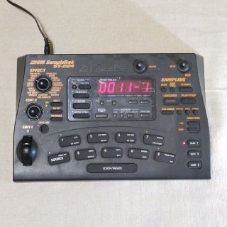 Zoom - Zoom SampleTrak ST-224 サンプラーの通販 by