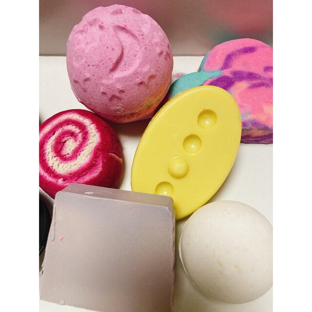 LUSH  バスボム 10個