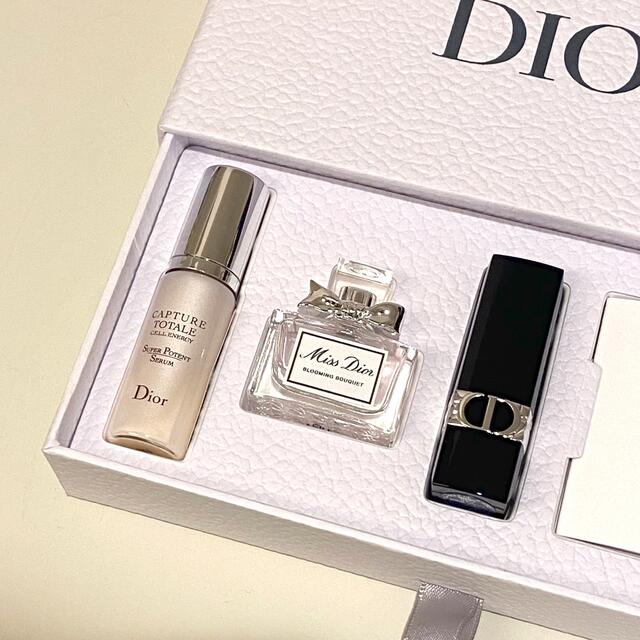 Dior(ディオール)のDior バースデーギフト プレゼント コスメ/美容のキット/セット(コフレ/メイクアップセット)の商品写真