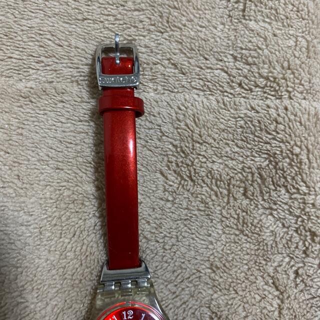 swatch(スウォッチ)のスウォッチ　レッド レディースのファッション小物(腕時計)の商品写真