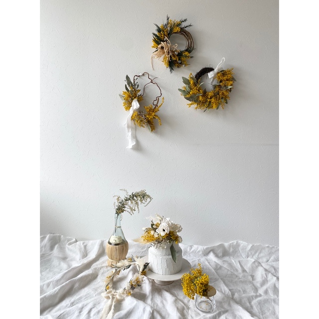 記念日を彩るドライフラワーの花冠mimosa ハンドメイドのウェディング(ヘッドドレス/ドレス)の商品写真