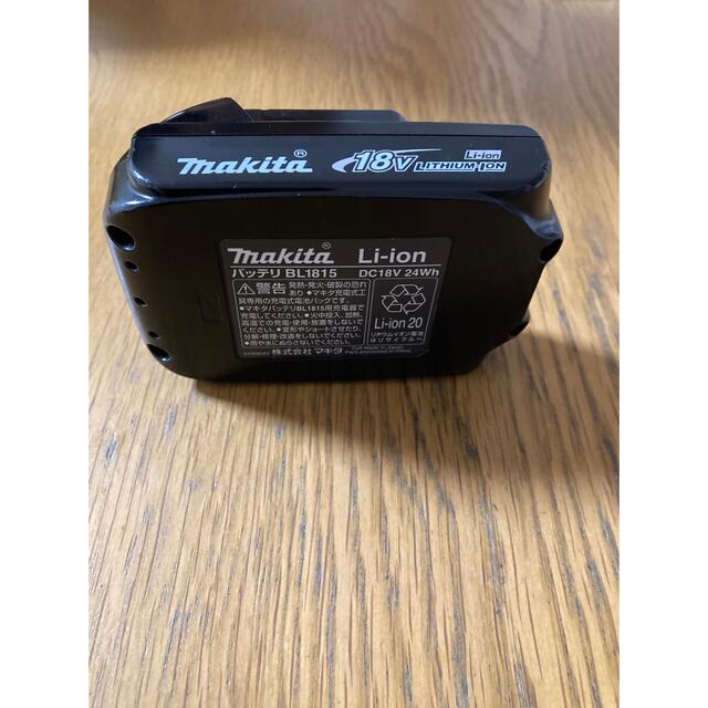 Makita(マキタ)のマキタ純正18VバッテリーBL1815 スマホ/家電/カメラのスマートフォン/携帯電話(バッテリー/充電器)の商品写真