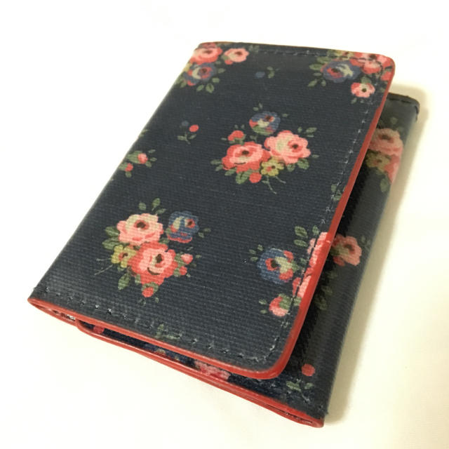 Cath Kidston(キャスキッドソン)のCath Kidsonパスケース レディースのファッション小物(名刺入れ/定期入れ)の商品写真