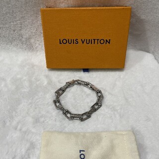 LOUIS VUITTON - LOUIS VUITTON ヴェルニ リボン バングル ブレスの通販 by s専用出品してから申請を！｜ルイヴィトンならラクマ