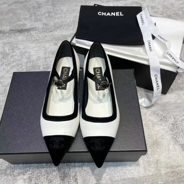 最新人気 CHANEL - CHANEL スニーカー 37(23.5cm) 最新作 ハイヒール+