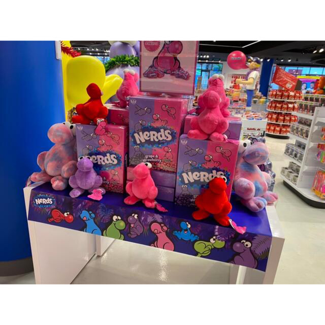 Nestle - レア新品🍭日本未入荷🌈NeRds ナーズ ぬいぐるみ 22cm Nestle - レア新品🍭日本未入荷🌈NeRds ナーズ ぬいぐるみ 22cm