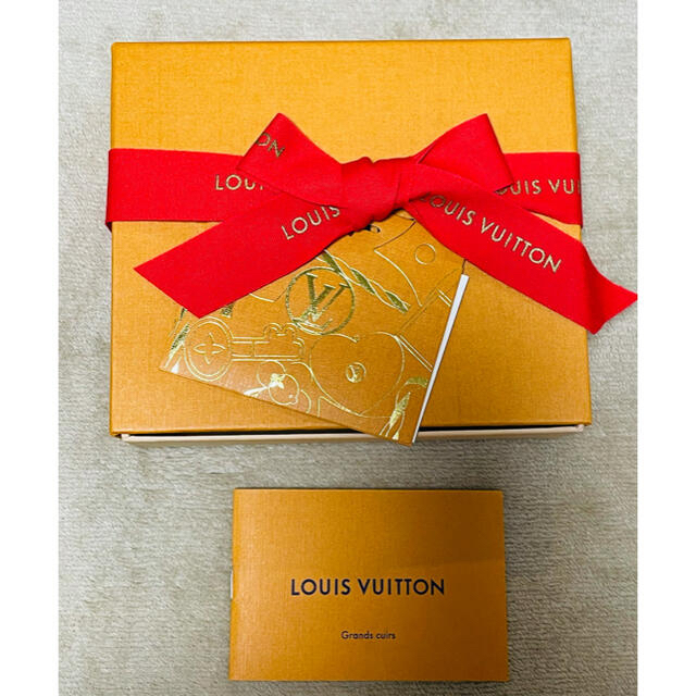 LOUIS VUITTON(ルイヴィトン)の【まこと様専用】ルイヴィトン　ポルトフォイユ・カプシーヌ コンパクト レディースのファッション小物(財布)の商品写真
