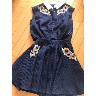 ジルバイジルスチュアート(JILL by JILLSTUART)のジルバイ  セットアップ　刺繍ブラウス＆スカート(セット/コーデ)