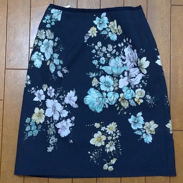 SunaUna(スーナウーナ)のSunauna スカート　３４号 レディースのスカート(ひざ丈スカート)の商品写真