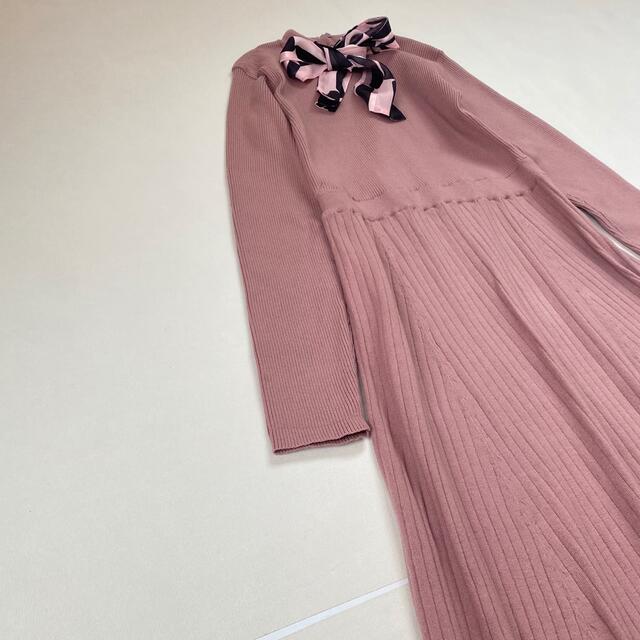 EmiriaWiz(エミリアウィズ)の美品✨エミリアウィズ ロングワンピース リブ 春服 ピンク スカーフ ニット レディースのワンピース(ロングワンピース/マキシワンピース)の商品写真