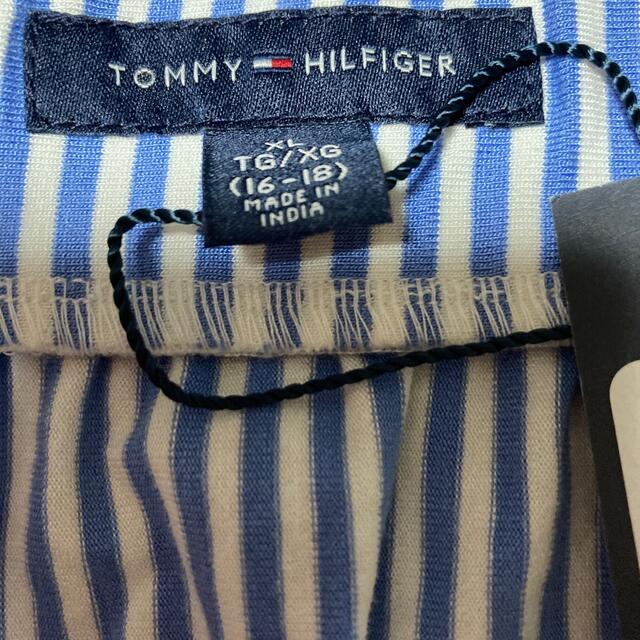 TOMMY HILFIGER(トミーヒルフィガー)の【新品】【TOMMY HILFIGER】XL⭐︎ショートオーバーオール キッズ/ベビー/マタニティのキッズ服女の子用(90cm~)(ワンピース)の商品写真