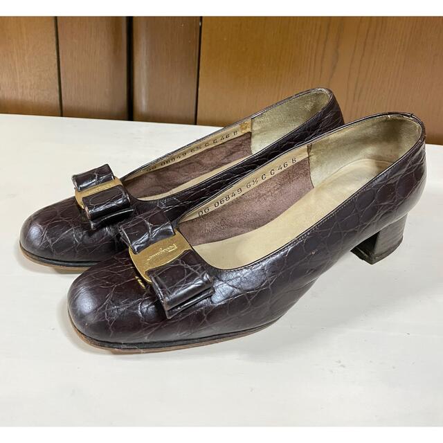 Salvatore Ferragamo(サルヴァトーレフェラガモ)のフェラガモ　パンプス　6.5 B レディースの靴/シューズ(ハイヒール/パンプス)の商品写真