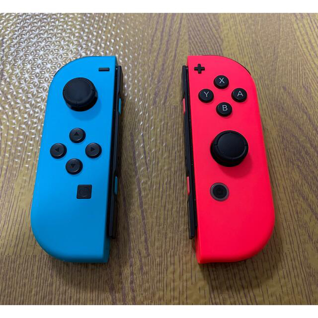 任天堂Switch 本体　品