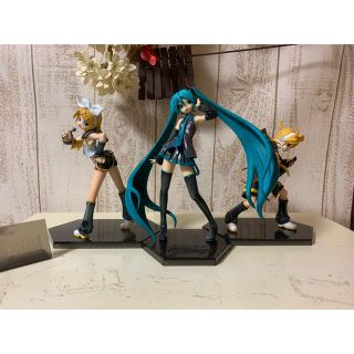 グッドスマイルカンパニー(GOOD SMILE COMPANY)の【値下げ4/20記】初音ミク・鏡音リン・鏡音レン  フィギュア (アニメ/ゲーム)