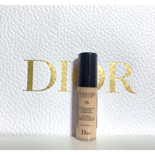 ディオール(Dior)の新ディオールスキン フォーエヴァーフルイド グロウ1N  セール！(ファンデーション)