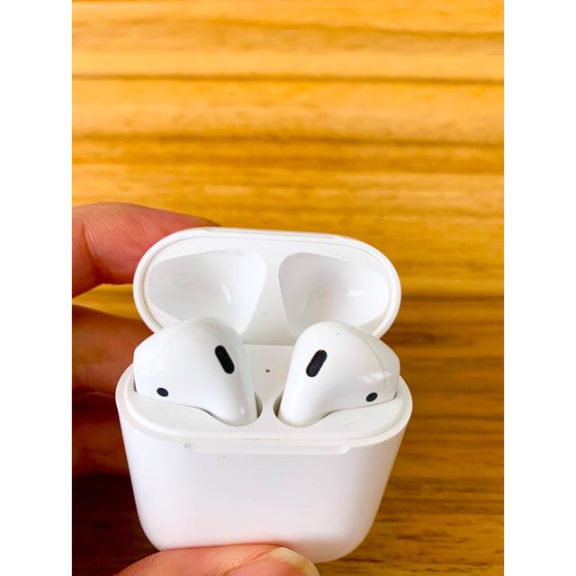 AirPods（第二世代）のサムネイル