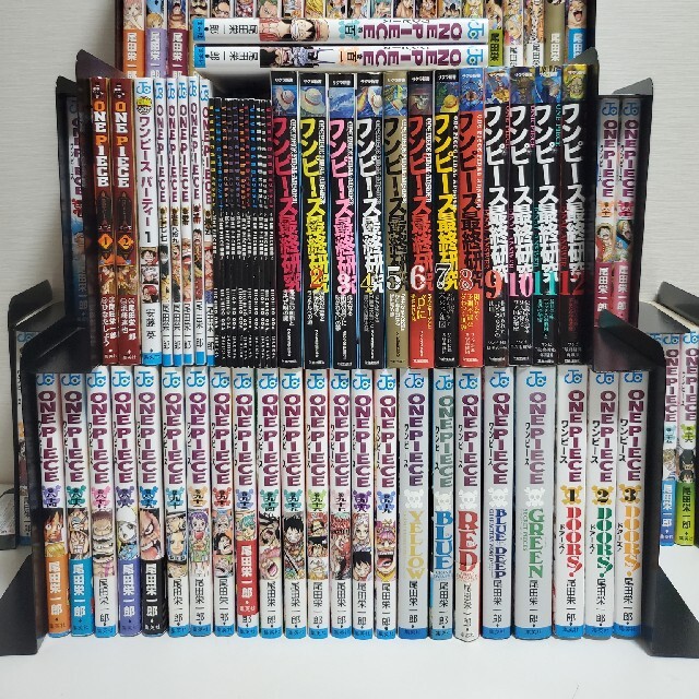 ONE PIECE ワンピース　漫画全巻セット　超豪華　帯付き多数　コレクション