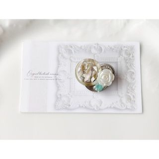 ハンドメイド✩.*˚ボタンヘアゴムorポニーフックorブローチ♡No.697の ...