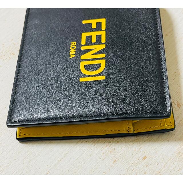 FENDI(フェンディ)の★超人気アイテム★ 新品未使用 FENDI ロゴ 折り財布 メンズのファッション小物(折り財布)の商品写真