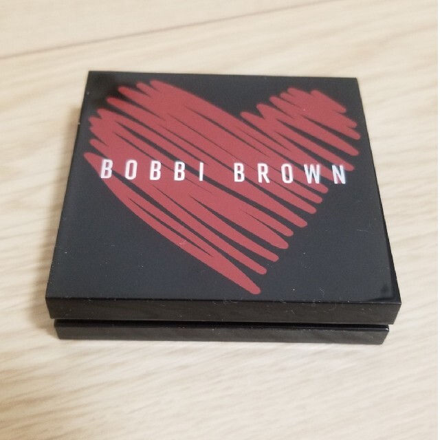 BOBBI BROWN(ボビイブラウン)のボビーブラウン☆フェースカラー コスメ/美容のベースメイク/化粧品(フェイスカラー)の商品写真