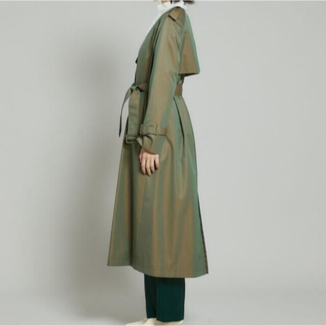 Dessin de mode ノーカラートレンチコート | www.jarussi.com.br