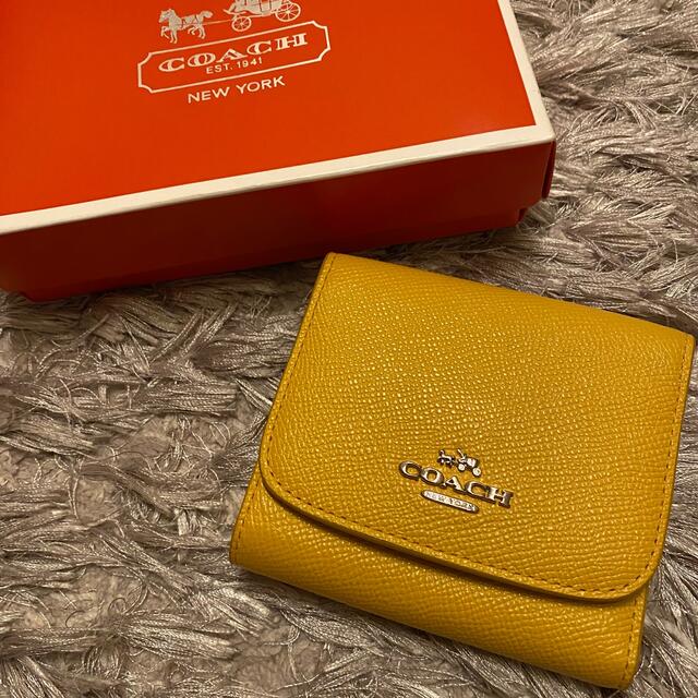 《値下げ》COACH 三つ折り財布　黄色