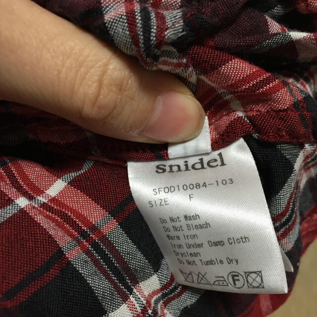 SNIDEL(スナイデル)のsnidel♡ゆったりスタッズチェック柄シャツ レディースのトップス(シャツ/ブラウス(長袖/七分))の商品写真