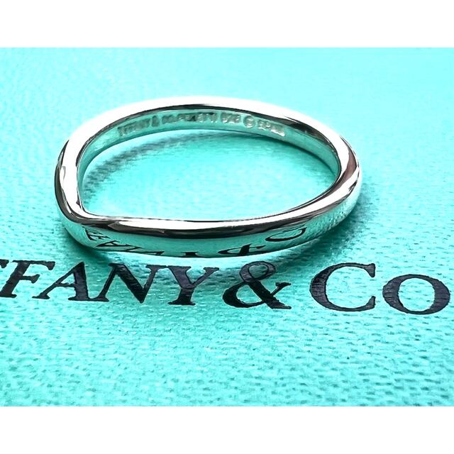 Tiffany & Co.(ティファニー)のTIFFANY 　カーブドバンド　 リング　正規品 レディースのアクセサリー(リング(指輪))の商品写真