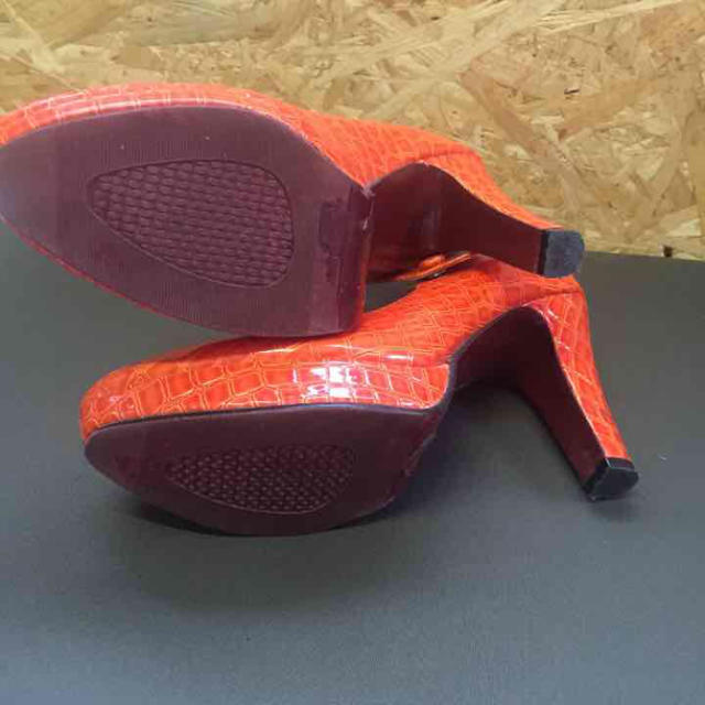 EMODA(エモダ)の美品 パンプス Mサイズ グレースコンチネンタル DURAS レディースの靴/シューズ(ミュール)の商品写真