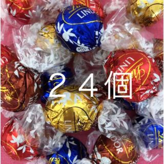 リンツ(Lindt)のリンツリンドールチョコレートゴールドパッケージ　24個(菓子/デザート)