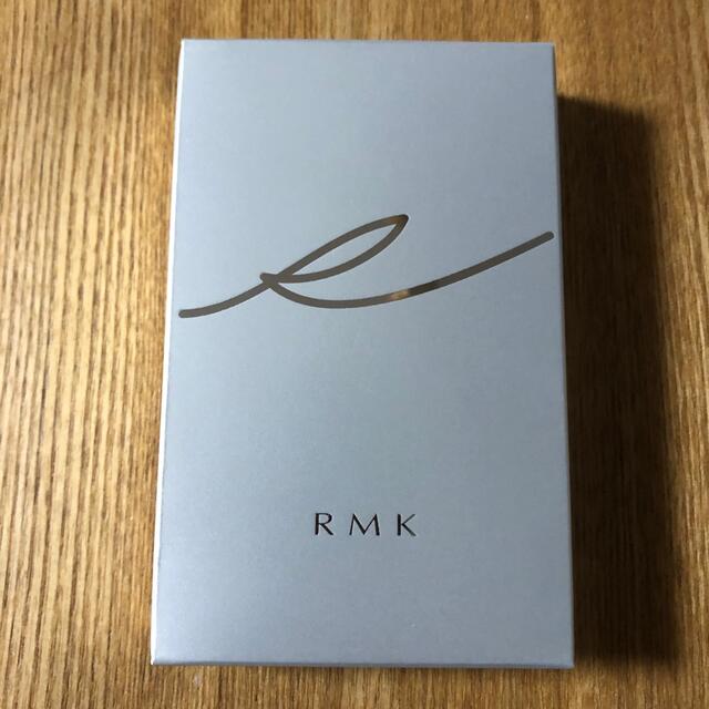 RMK(アールエムケー)のRMK シルクフィット　フェイスパウダー　02 コスメ/美容のベースメイク/化粧品(フェイスパウダー)の商品写真